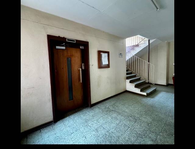 1.5 BEDROOM APARTMENT FOR SALE IN SUNNYSIDE
